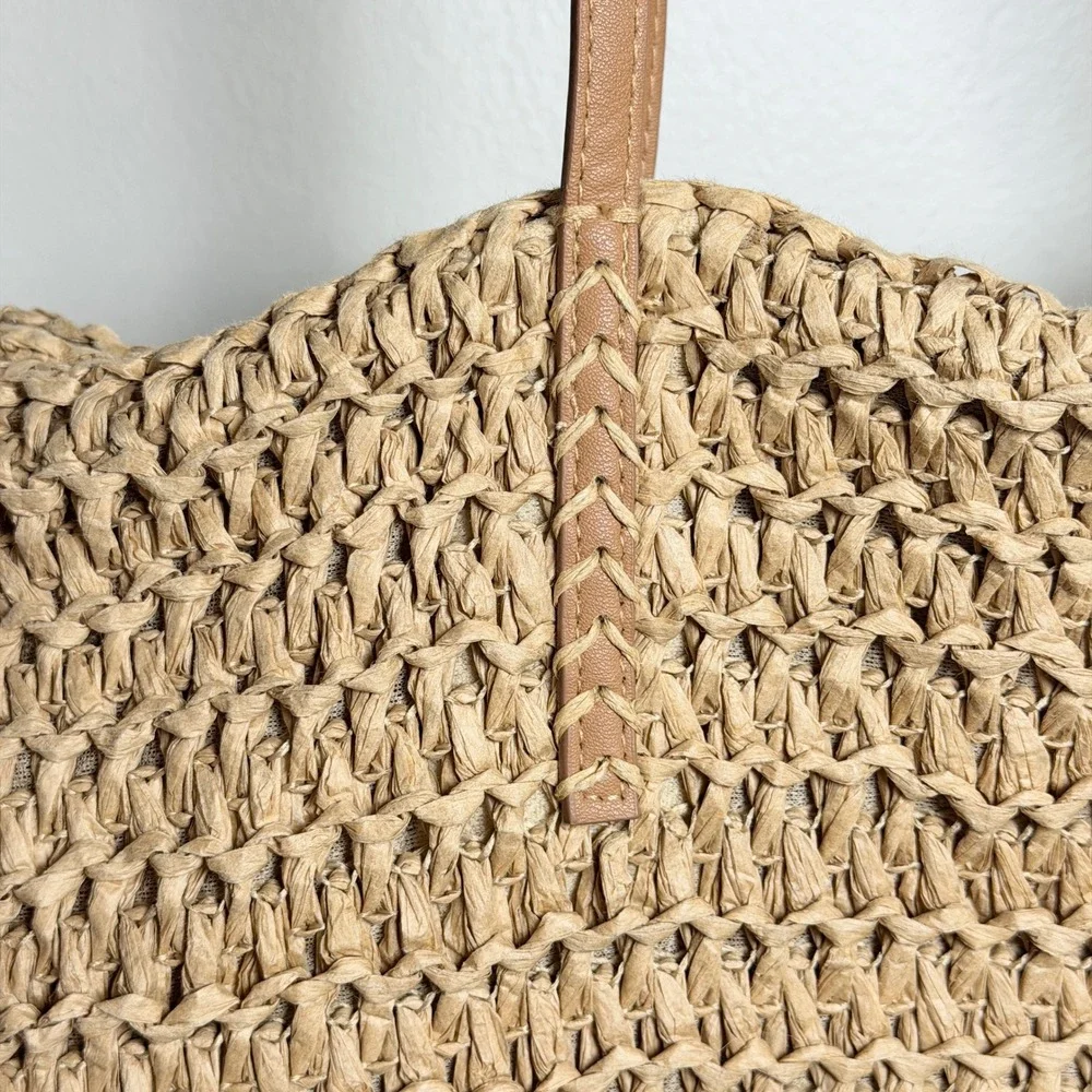 H&M Women Woven Paper Straw Tote Bag OS Tan Faux Leather Trim Zip Top Resort